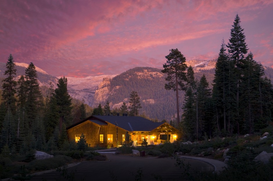 Where to Stay in Sequoia and Kings Canyon: Wuksachi Lodge